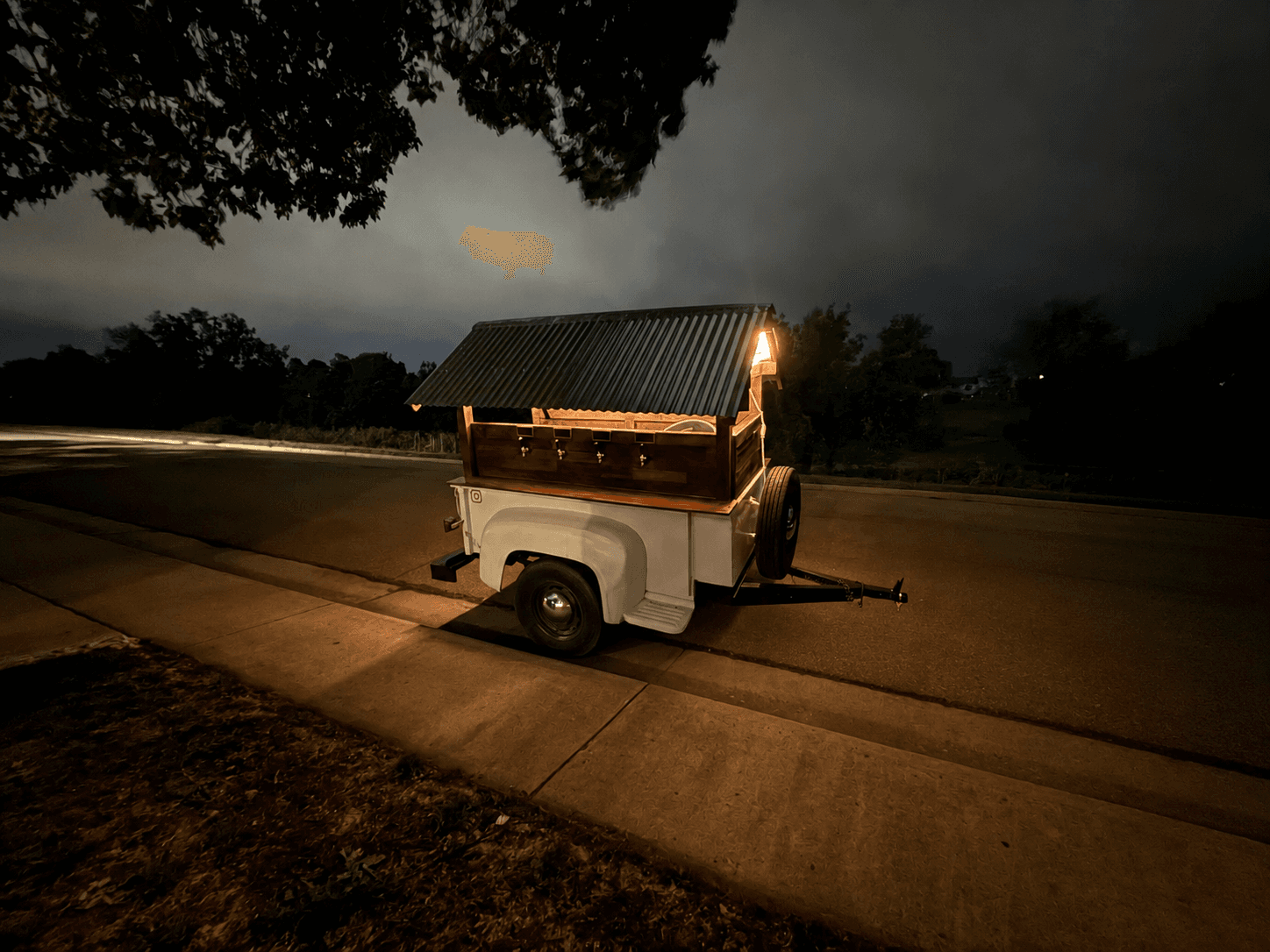 Luxury mobile bar trailer at wedding event